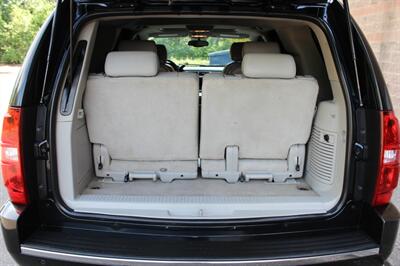 2010 Chevrolet Tahoe LTZ   - Photo 14 - Salem, OR 97317
