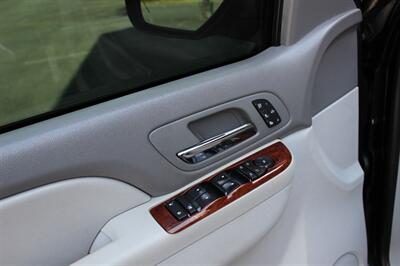 2010 Chevrolet Tahoe LTZ   - Photo 11 - Salem, OR 97317