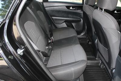 2019 Kia Forte S   - Photo 15 - Salem, OR 97317