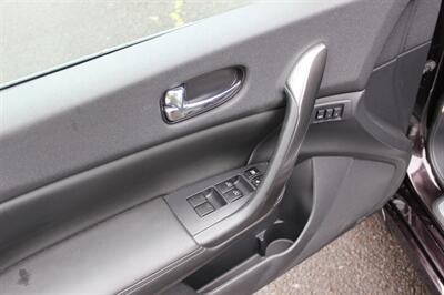 2011 Nissan Maxima 3.5 SV   - Photo 11 - Salem, OR 97317