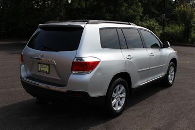 2013 Toyota Highlander   - Photo 4 - Salem, OR 97317