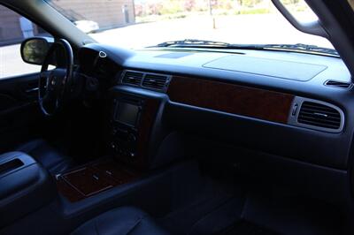 2013 Chevrolet Suburban LTZ   - Photo 18 - Salem, OR 97317