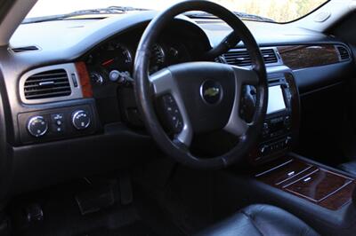 2013 Chevrolet Suburban LTZ   - Photo 9 - Salem, OR 97317