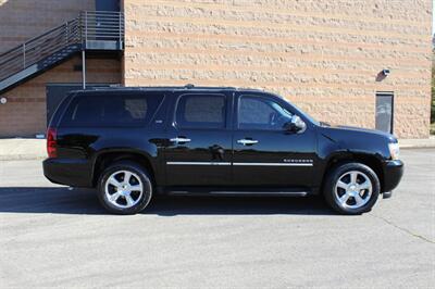 2013 Chevrolet Suburban LTZ   - Photo 5 - Salem, OR 97317