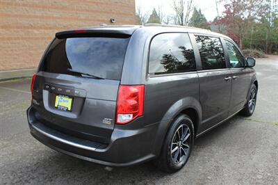 2018 Dodge Grand Caravan GT   - Photo 4 - Salem, OR 97317