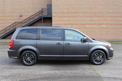 2018 Dodge Grand Caravan GT   - Photo 5 - Salem, OR 97317