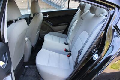 2014 Kia Forte EX   - Photo 13 - Salem, OR 97317
