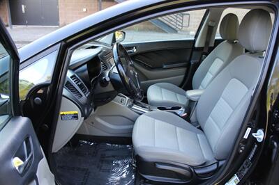 2014 Kia Forte EX   - Photo 10 - Salem, OR 97317