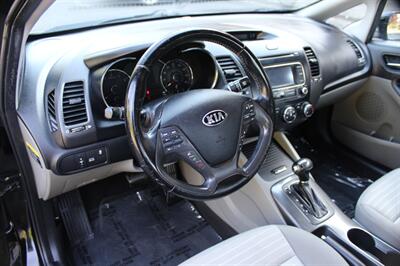 2014 Kia Forte EX   - Photo 9 - Salem, OR 97317