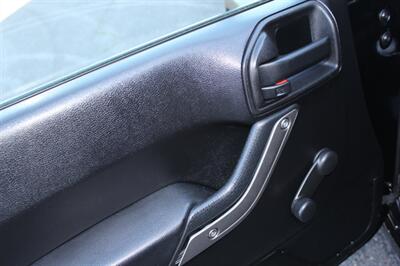 2014 Jeep Wrangler Sport S   - Photo 11 - Salem, OR 97317