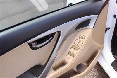 2013 Hyundai Elantra GLS - Photo 11 - Salem, OR 97317