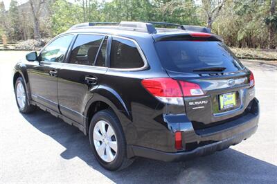 2010 Subaru Outback 2.5i Limited   - Photo 3 - Salem, OR 97317