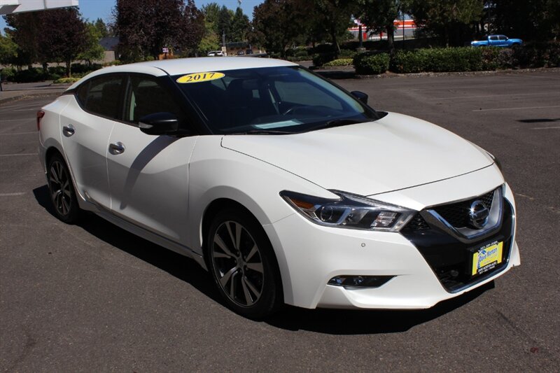 Pearl White 2017 Nissan Maxima Sedan Front-Wheel Drive Automatic