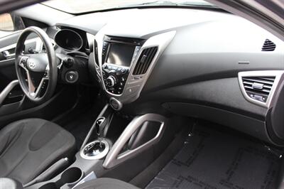 2012 Hyundai VELOSTER DCT   - Photo 15 - Salem, OR 97317