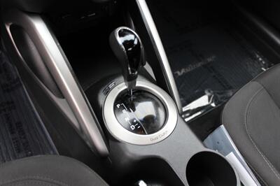 2012 Hyundai VELOSTER DCT   - Photo 12 - Salem, OR 97317