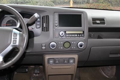2006 Honda Ridgeline RTL w/Moonroof w/XM w/Navi - Photo 13 - Salem, OR 97317