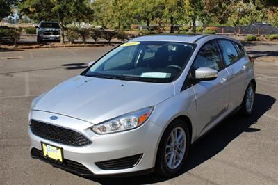 2016 Ford Focus SE   - Photo 2 - Salem, OR 97317