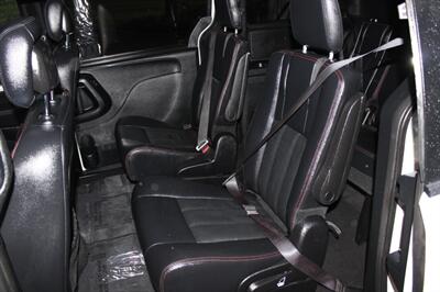 2016 Dodge Grand Caravan R/T - Photo 12 - Salem, OR 97317