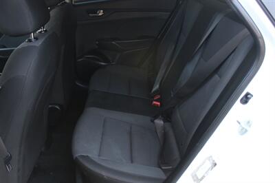 2019 Hyundai Accent SE - Photo 13 - Salem, OR 97317