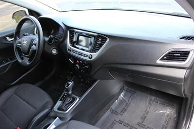 2019 Hyundai Accent SE - Photo 16 - Salem, OR 97317