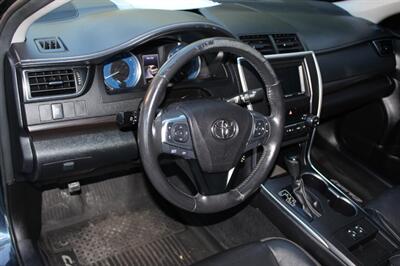 2017 Toyota Camry XLE   - Photo 9 - Salem, OR 97317