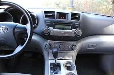 2012 Toyota Highlander SE   - Photo 14 - Salem, OR 97317