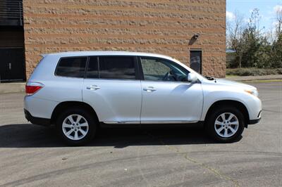 2012 Toyota Highlander SE   - Photo 5 - Salem, OR 97317