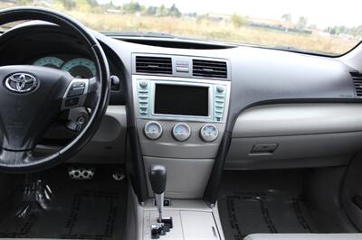 2011 Toyota Camry SE V6   - Photo 14 - Salem, OR 97317
