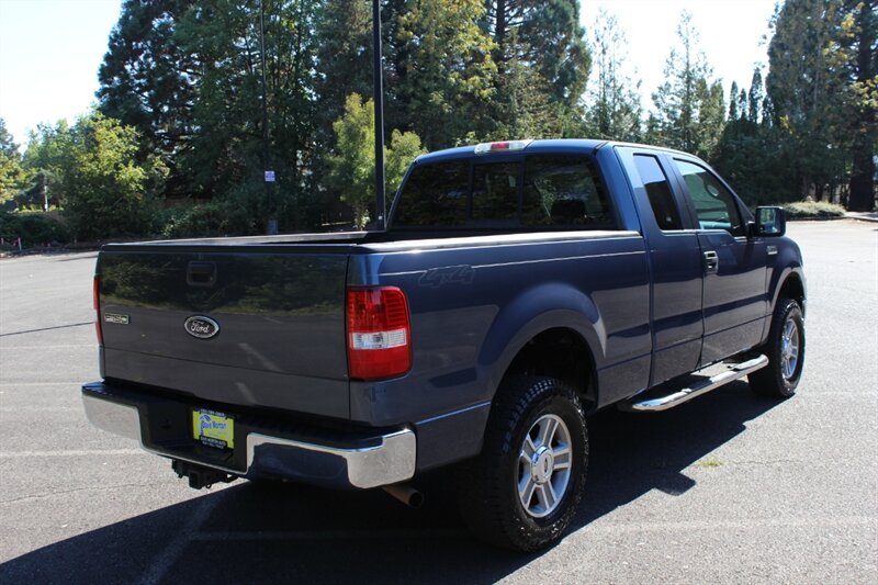 2005 Ford F-150 XLT photo 4