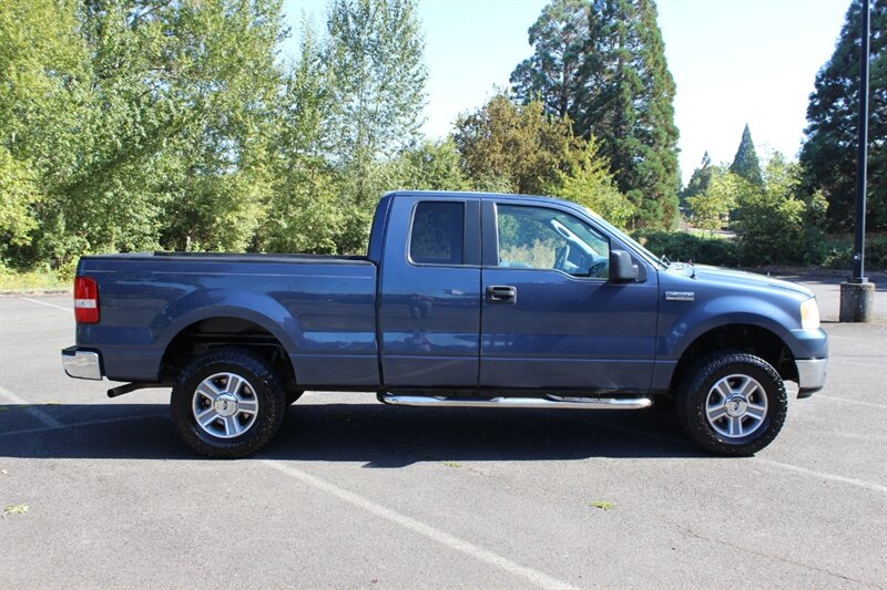 2005 Ford F-150 XLT photo 5