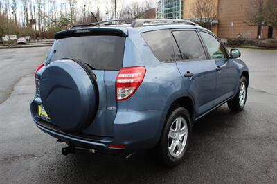 2009 Toyota RAV4   - Photo 4 - Salem, OR 97317