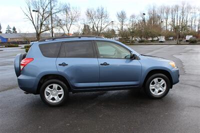 2009 Toyota RAV4   - Photo 5 - Salem, OR 97317