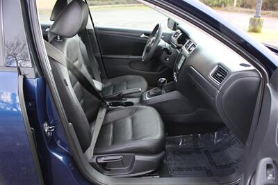 2012 Volkswagen Jetta SE PZEV   - Photo 17 - Salem, OR 97317