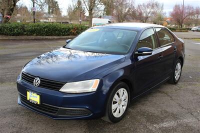 2012 Volkswagen Jetta SE PZEV   - Photo 2 - Salem, OR 97317