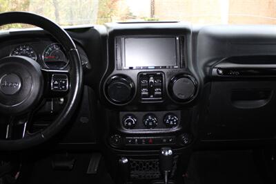 2012 Jeep Wrangler Unlimited Sahara   - Photo 14 - Salem, OR 97317