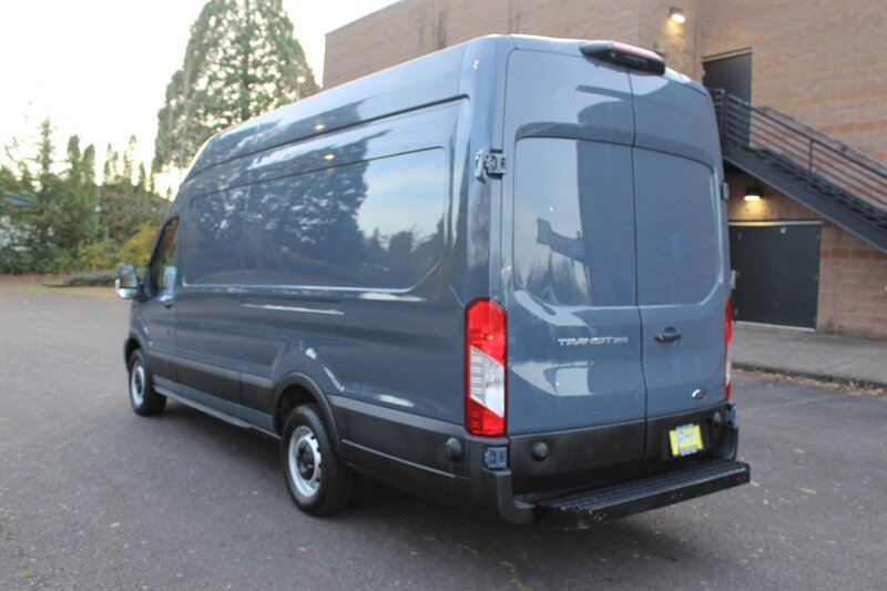 2020 Ford Transit Cargo Van photo 3