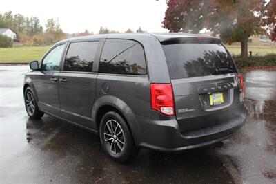 2018 Dodge Grand Caravan GT   - Photo 3 - Salem, OR 97317