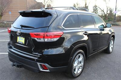 2017 Toyota Highlander Limited   - Photo 4 - Salem, OR 97317