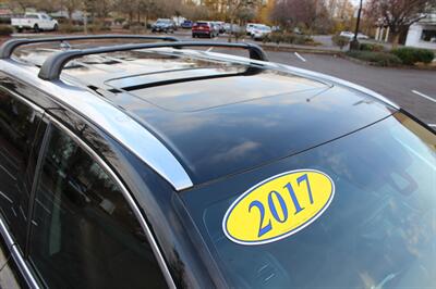 2017 Toyota Highlander Limited   - Photo 20 - Salem, OR 97317