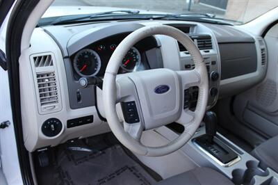 2010 Ford Escape XLT   - Photo 9 - Salem, OR 97317