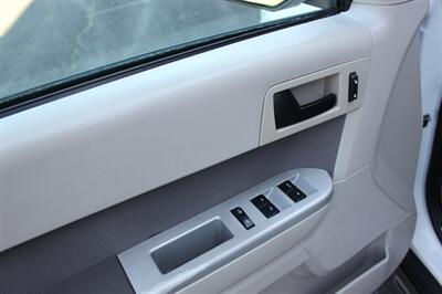 2010 Ford Escape XLT   - Photo 11 - Salem, OR 97317