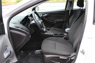 2018 Ford Focus SE   - Photo 10 - Salem, OR 97317