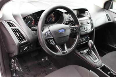 2018 Ford Focus SE   - Photo 9 - Salem, OR 97317