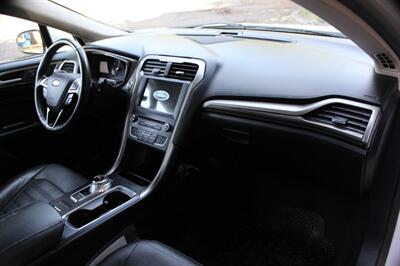 2017 Ford Fusion SE - Photo 16 - Salem, OR 97317