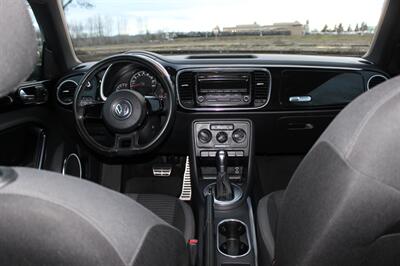 2012 Volkswagen Beetle-Classic Black Turbo PZEV   - Photo 14 - Salem, OR 97317