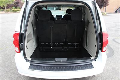 2014 Dodge Grand Caravan SXT Plus   - Photo 15 - Salem, OR 97317