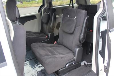 2014 Dodge Grand Caravan SXT Plus   - Photo 14 - Salem, OR 97317