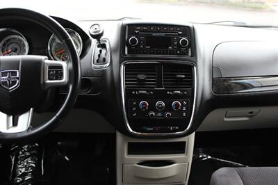 2014 Dodge Grand Caravan SXT Plus   - Photo 13 - Salem, OR 97317