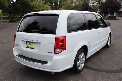 2014 Dodge Grand Caravan SXT Plus   - Photo 4 - Salem, OR 97317