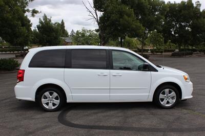 2014 Dodge Grand Caravan SXT Plus   - Photo 5 - Salem, OR 97317